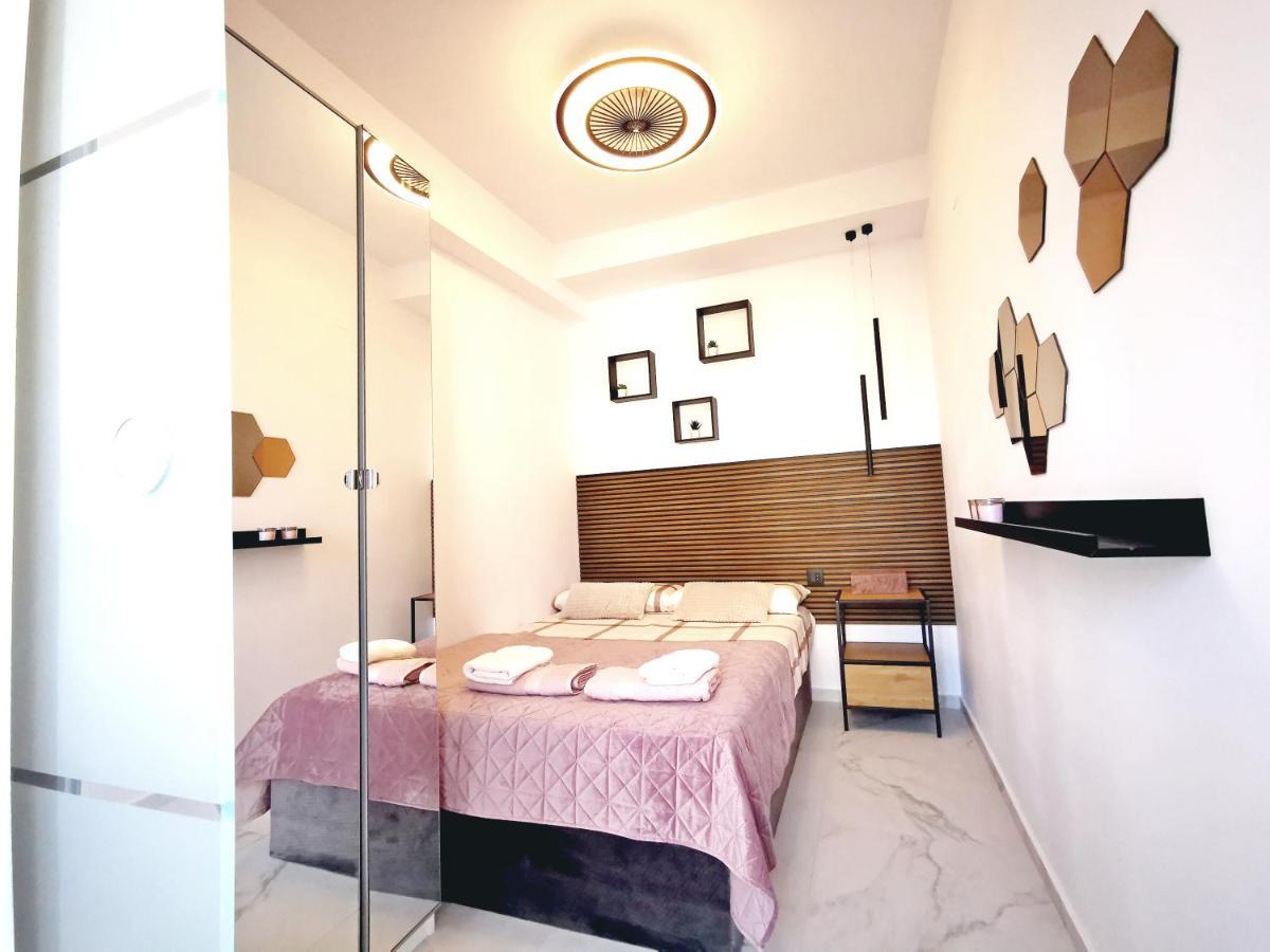 Apartamento Ana Maria Playa De Gandia Solo Familias Екстериор снимка