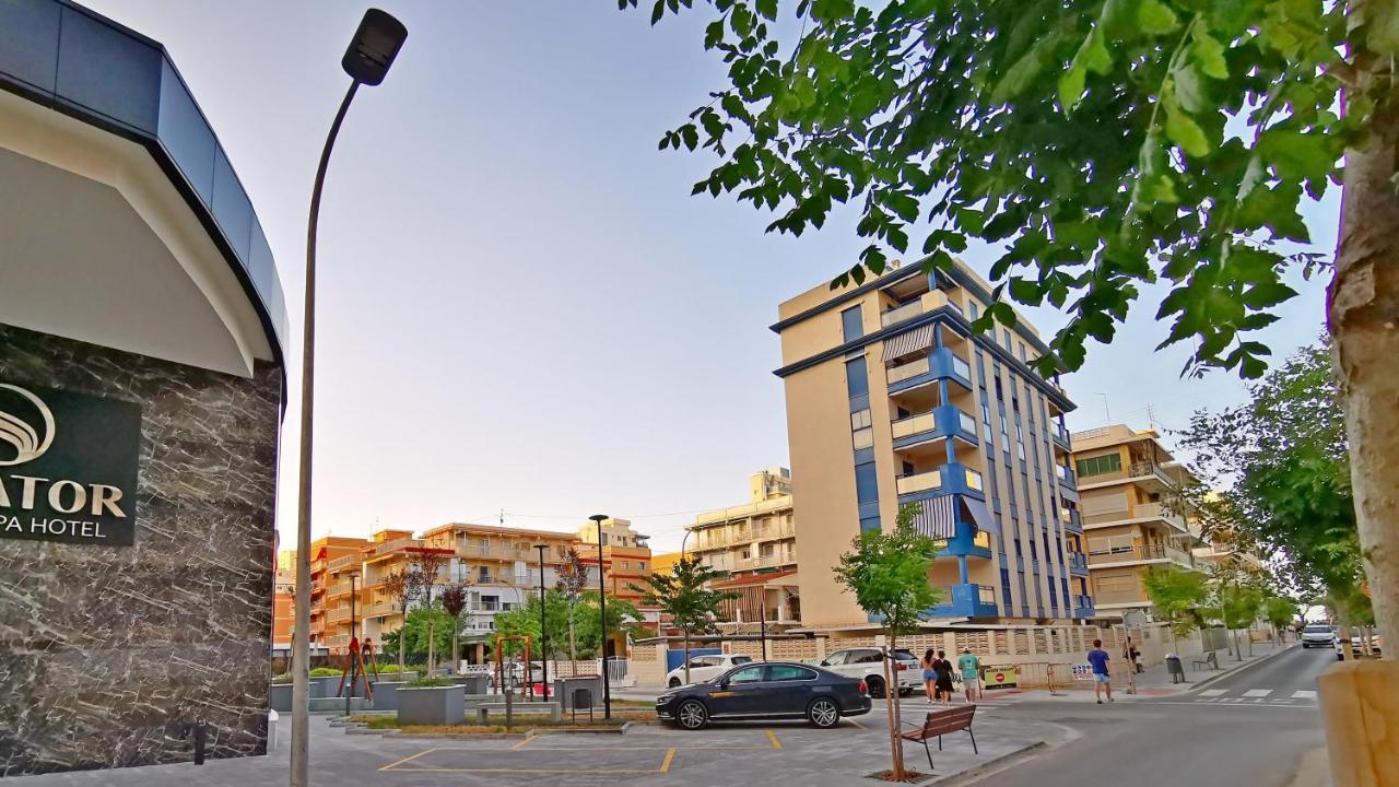 Apartamento Ana Maria Playa De Gandia Solo Familias Екстериор снимка