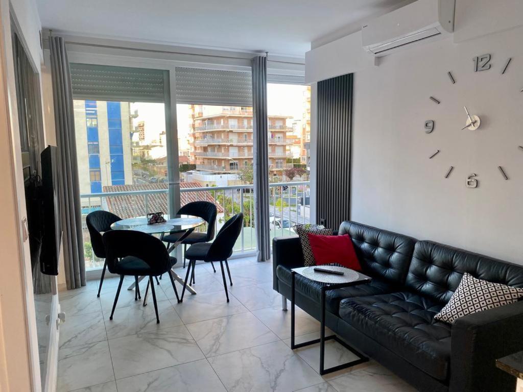 Apartamento Ana Maria Playa De Gandia Solo Familias Екстериор снимка